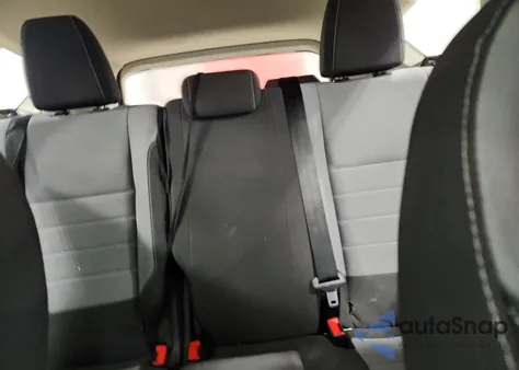 2017 Ford Escape S z USA, uszkodzony, nr VIN 1FMCU0F79HUD87220